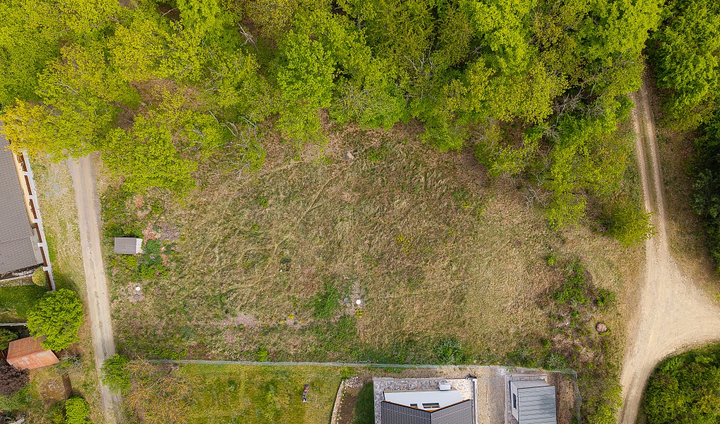 Prodej stavebního pozemku 941 m², Hradištko – náhled fotky 4