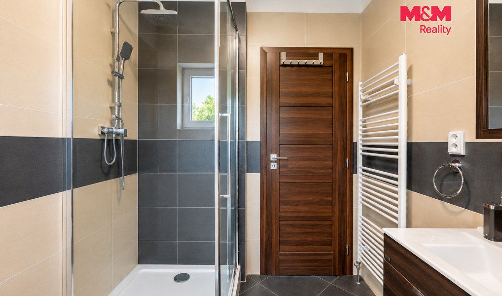Prodej domu 120 m² s pozemkem 479 m², Bašť – náhled fotky 16