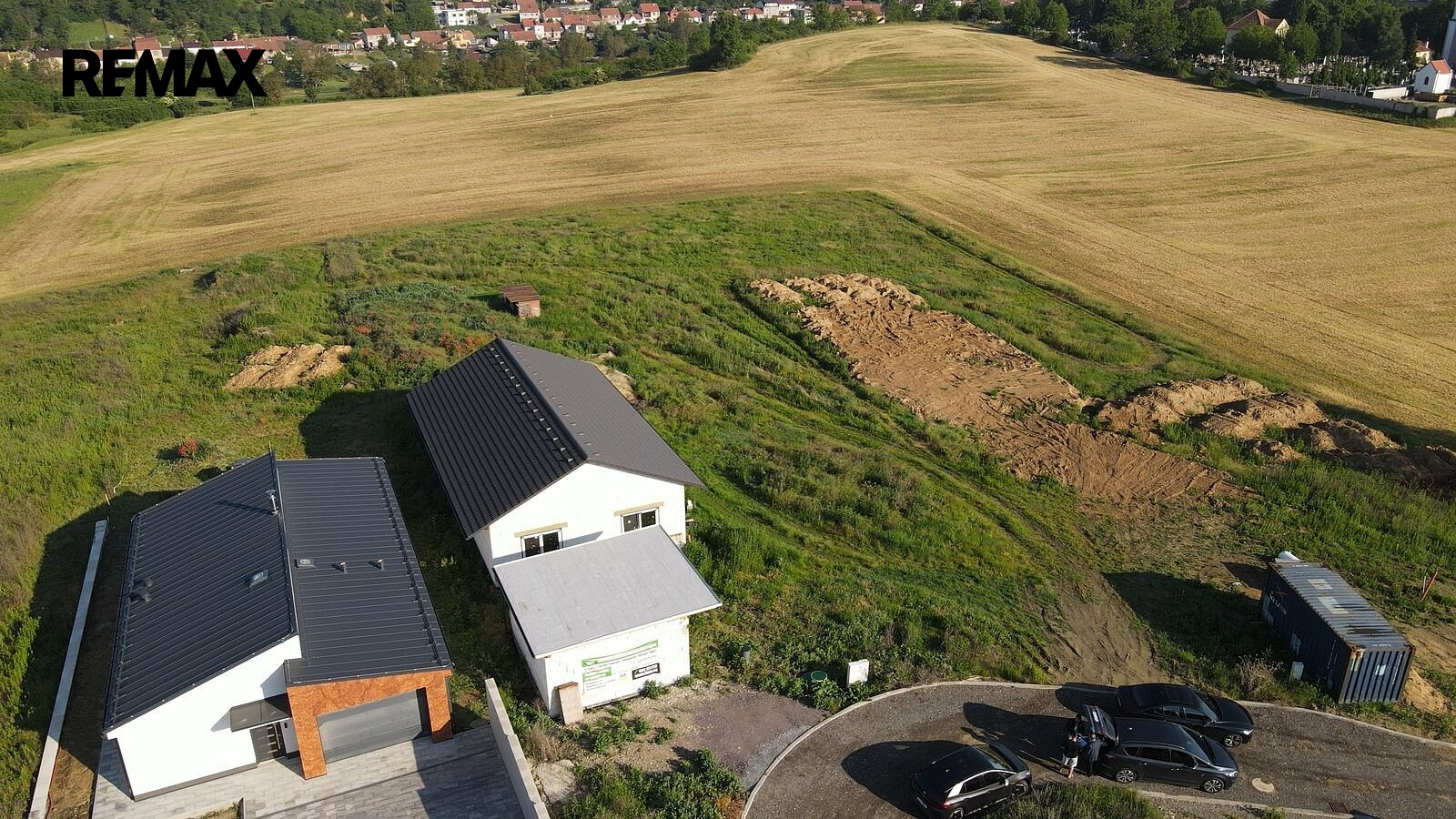 Prodej stavebního pozemku 1 006 m² – fotografie 2