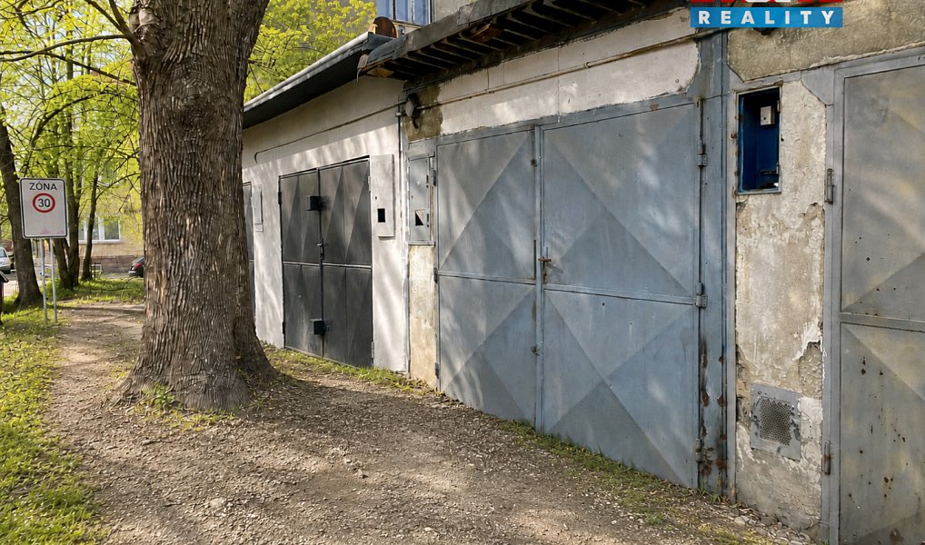 Prodej garáže, 18 m2, Ostrava, ul. Spodní, Ostrava – náhled fotky 2