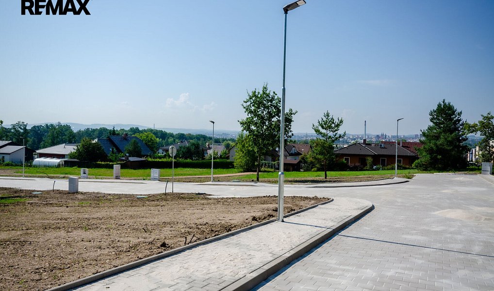 Prodej stavebního pozemku 1 408 m², Kolín – náhled fotky 9