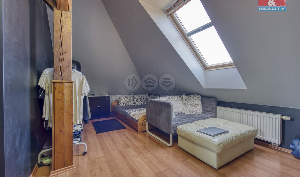 Prodej bytu 4+kk 100 m², Králův Dvůr – náhled fotky 13