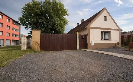 Prodej domu 80 m² s pozemkem 716 m², Oblouková, Kryry, okres Louny