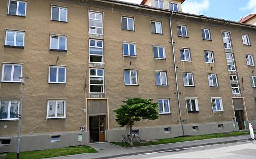 Prodej bytu 2+1 58 m², Vodní, Krnov - Pod Bezručovým vrchem, okres Bruntál