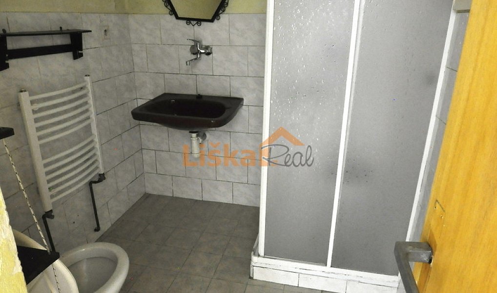 Prodej domu 182 m² s pozemkem 745 m², Staré Město – náhled fotky 17