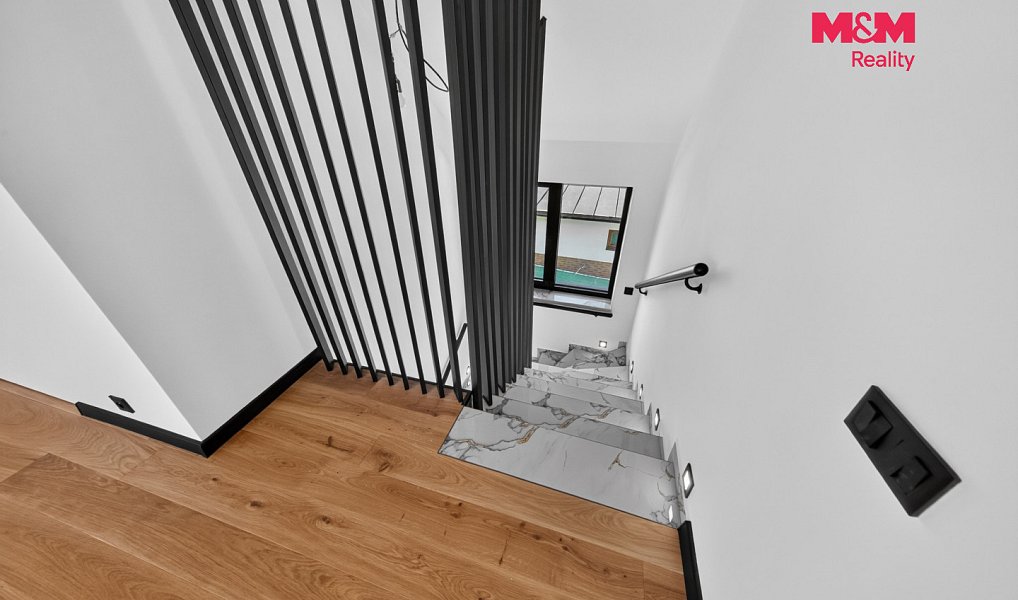 Prodej domu 249 m² s pozemkem 602 m², Louňovice – náhled fotky 16
