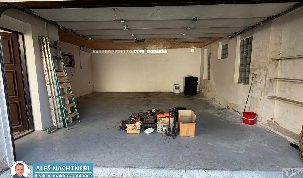 Prodej domu 330 m² s pozemkem 469 m², Jablonec nad Nisou – náhled fotky 28
