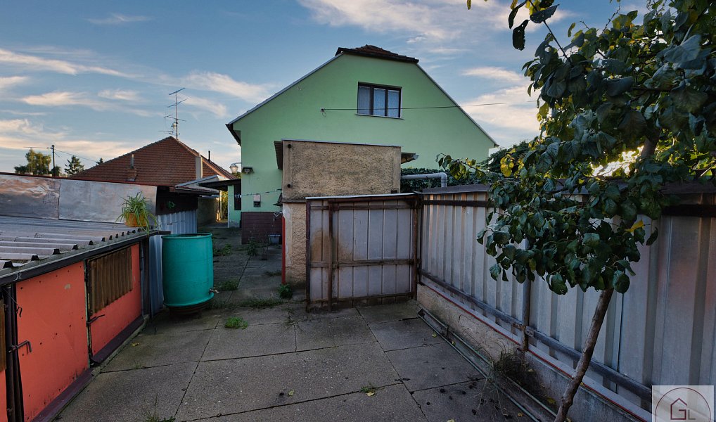 Prodej domu 240 m² s pozemkem 867 m², Černuc – náhled fotky 17