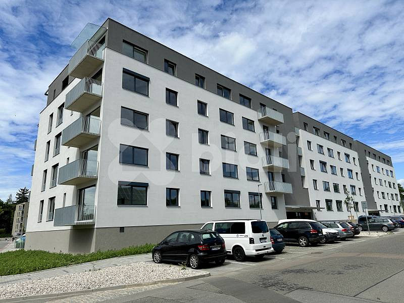 Pronájem bytu 2+kk 60 m²