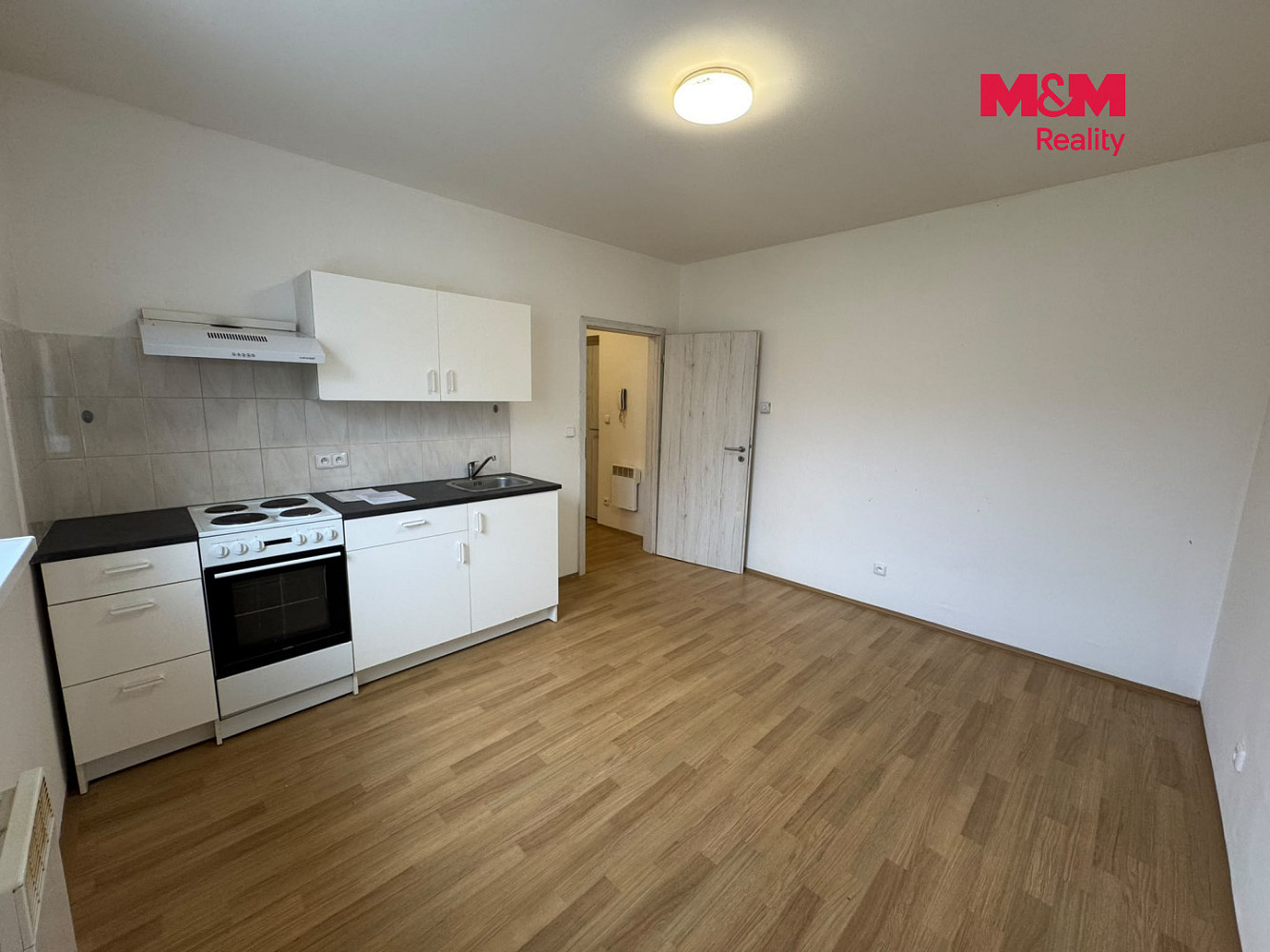 Pronájem bytu 1+kk 21 m² – fotografie 4