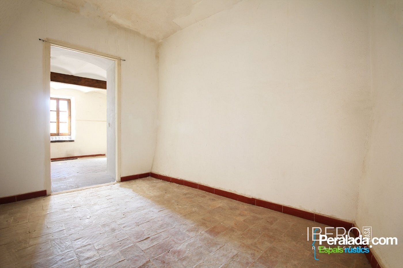 Casa – O Irixo, A Corredoira, Nogueiroa - Més