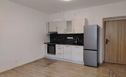 Pronájem bytu 2+kk 47 m², nám. Kpt. Otm. Chlupa, Znojmo