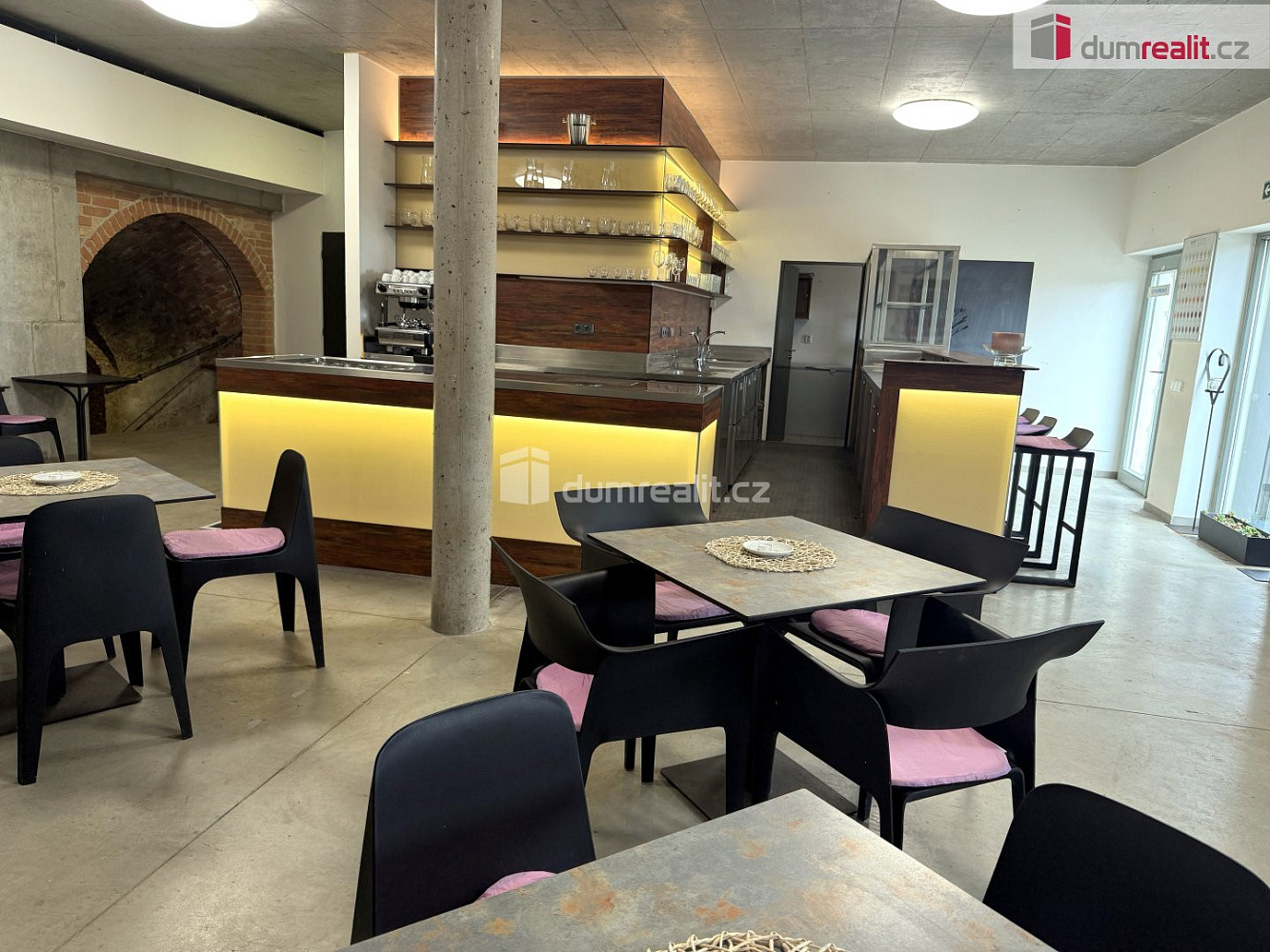 Prodej komerčního objektu (jiného typu) 264 m² – fotografie 4