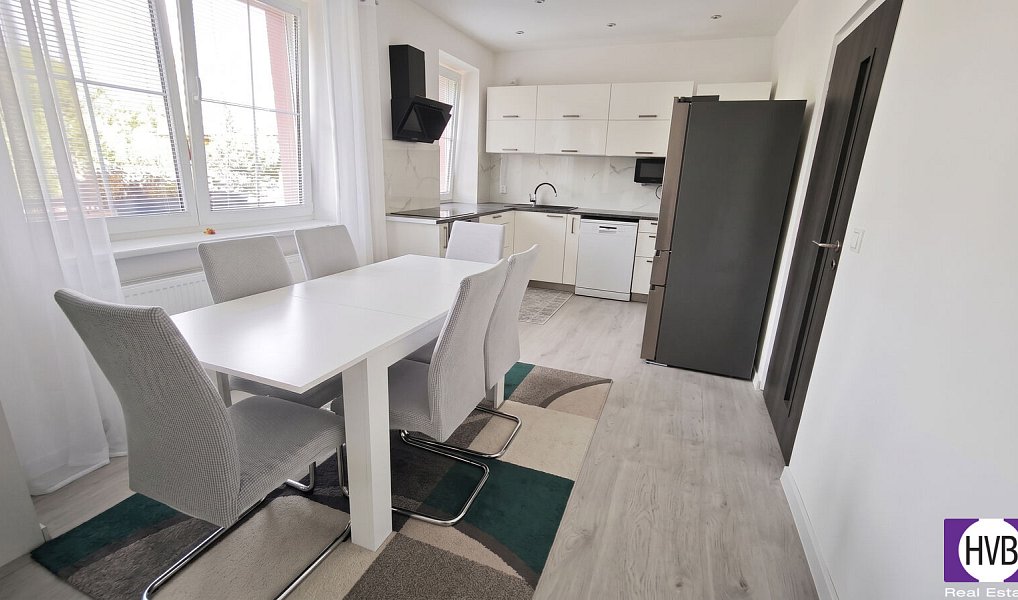 Pronájem bytu 6+kk 162 m², Praha – náhled fotky 3