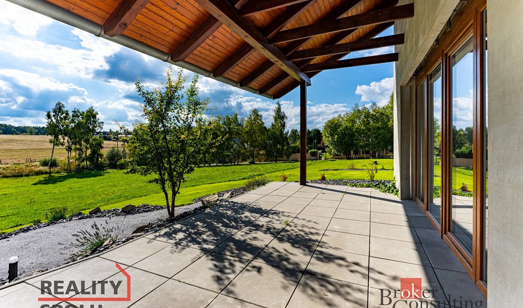 Prodej domu 298 m² s pozemkem 900 m², Kamenice – náhled fotky 26