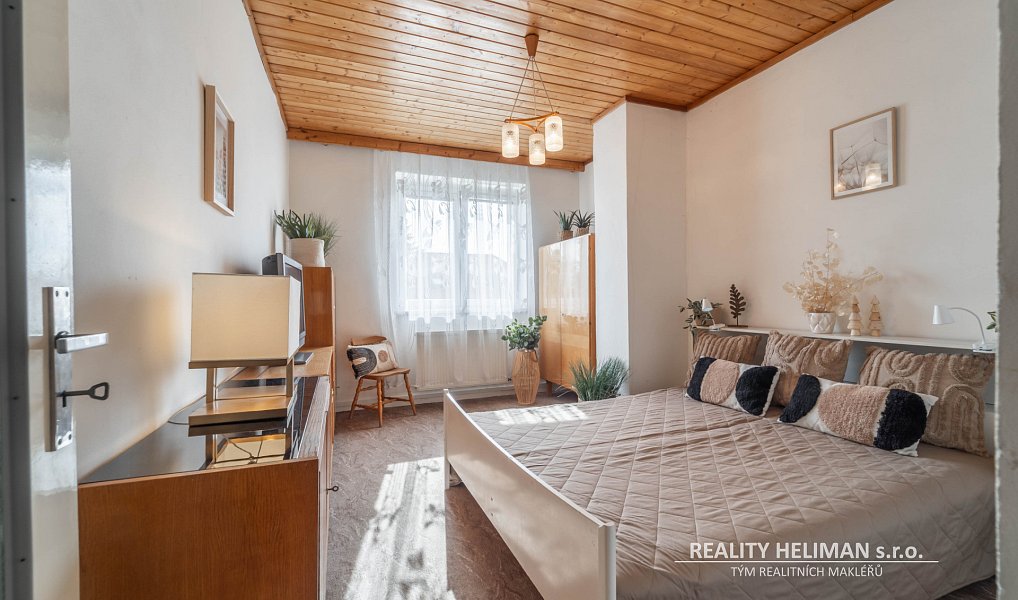 Prodej domu 154 m² s pozemkem 1 844 m², Jenštejn – náhled fotky 23