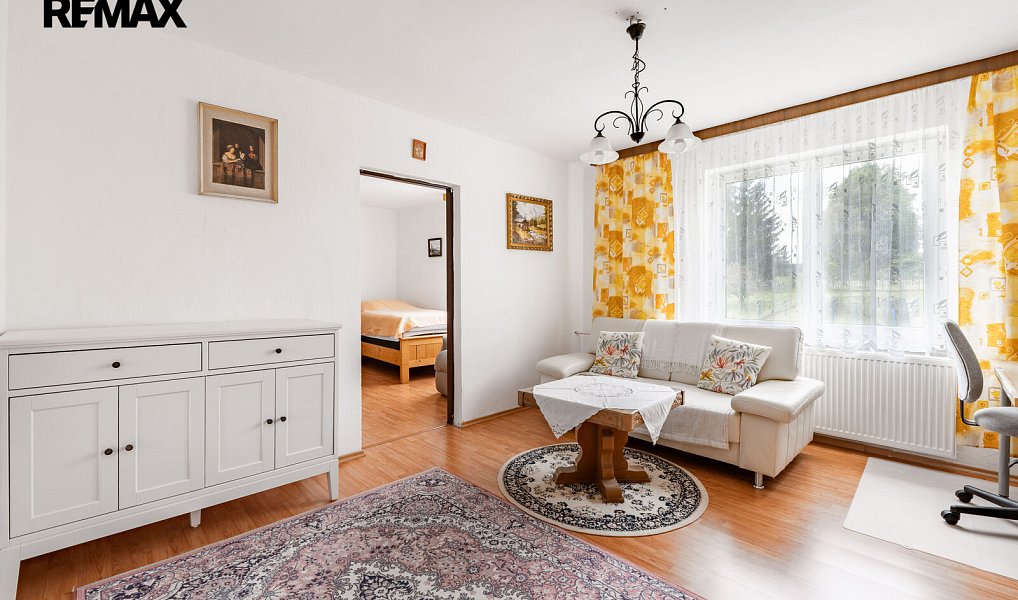 Prodej domu 328 m² s pozemkem 758 m², Vejprty – náhled fotky 35
