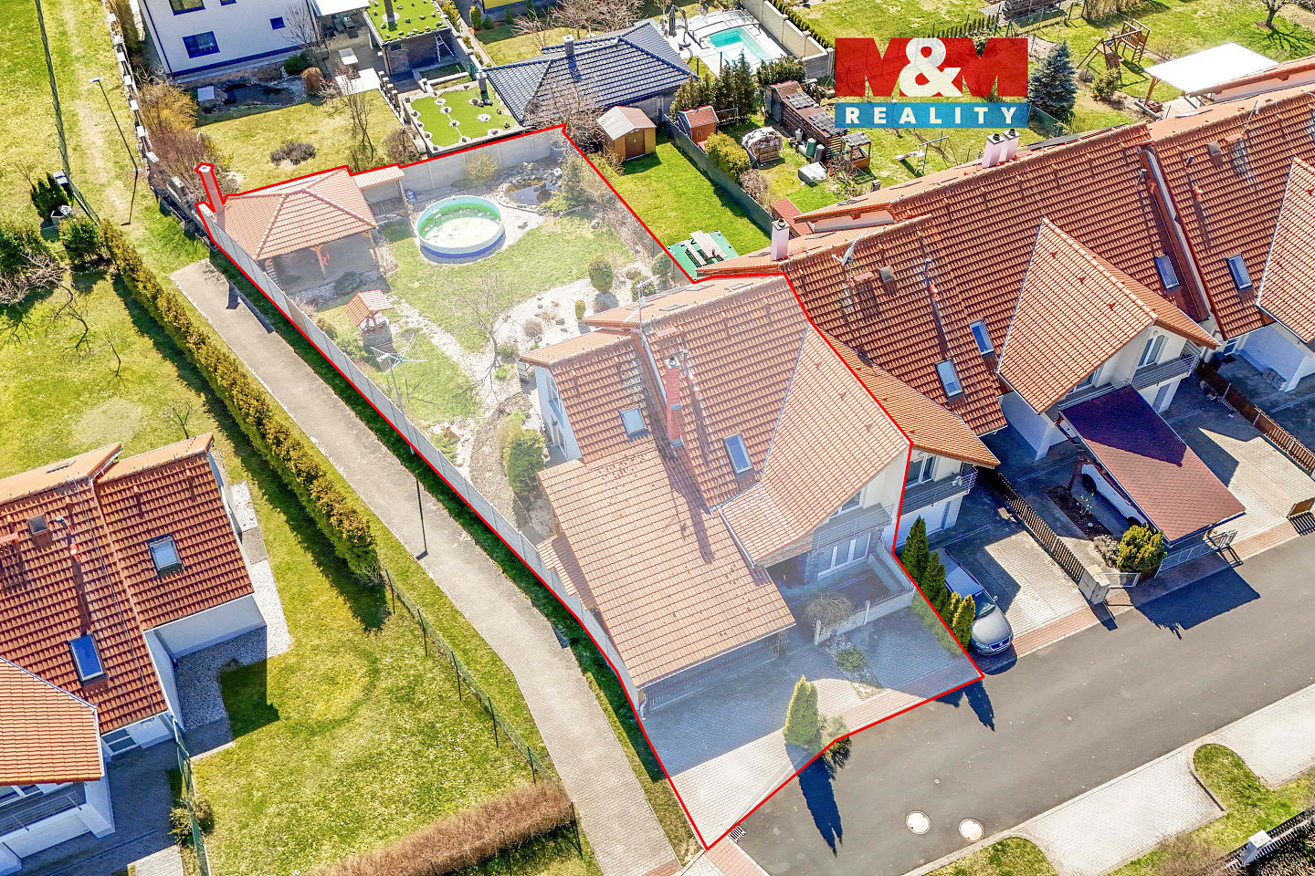 Prodej domu 176 m² s pozemkem 595 m²