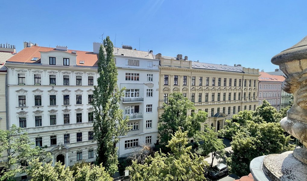Pronájem bytu 1+1 62 m², Praha – náhled fotky 4