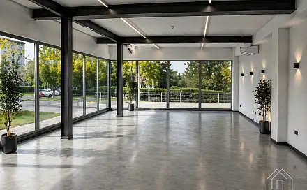 Pronájem obchodních prostor 120 m², V olšinách, Praha 10 - Strašnice