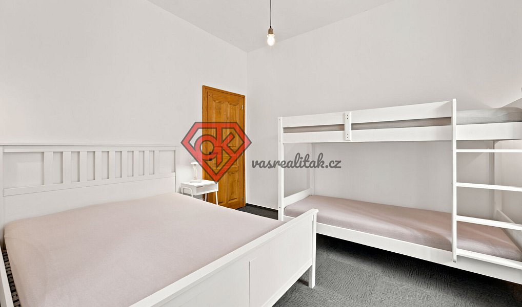 Prodej ubytovacího objektu 448 m², Králíky – náhled fotky 31
