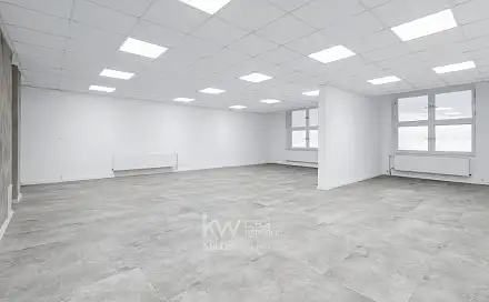 Pronájem kanceláře 1 073 m², Berlínská, Tábor
