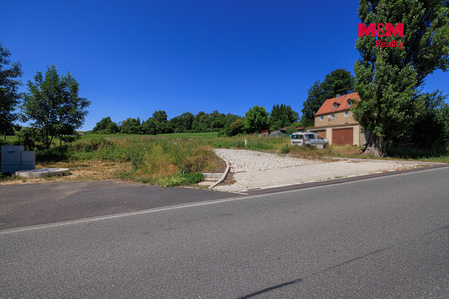 Prodej stavebního pozemku 985 m² — photo 2