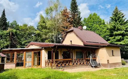 Pronájem domu 200 m² s pozemkem 1 000 m², Tři Sekery - Krásné, okres Cheb