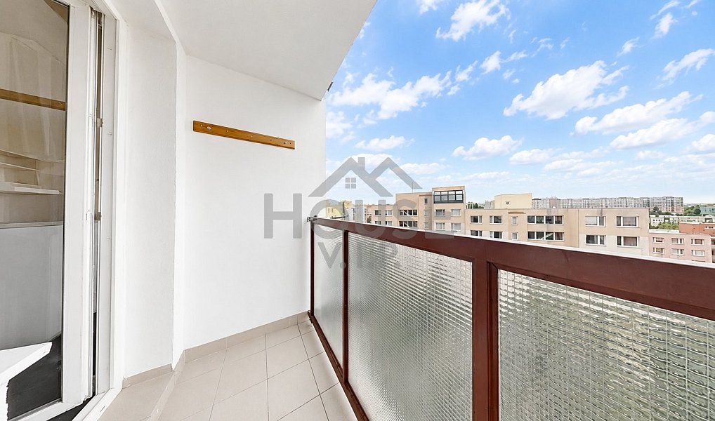 Prodej bytu 2+1 65 m², Praha – náhled fotky 22
