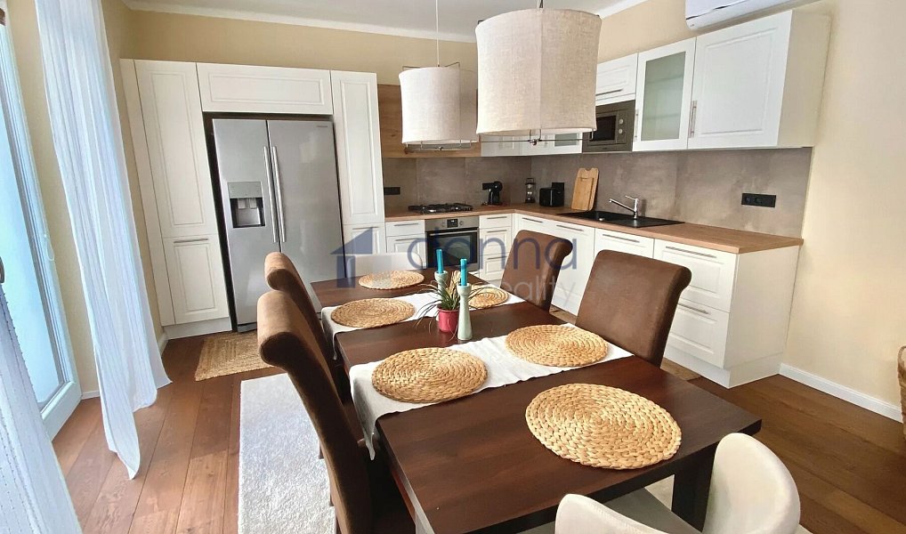 Pronájem domu 183 m² s pozemkem 305 m², Praha – náhled fotky 7