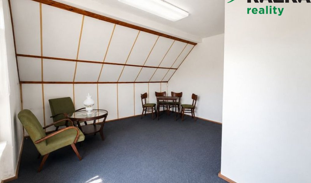 Prodej domu 200 m² s pozemkem 1 168 m², Velká Hleďsebe – náhled fotky 8