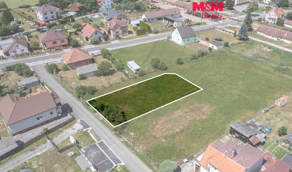 Prodej stavebního pozemku 895 m², Spálené Poříčí – fotka 1 z 11