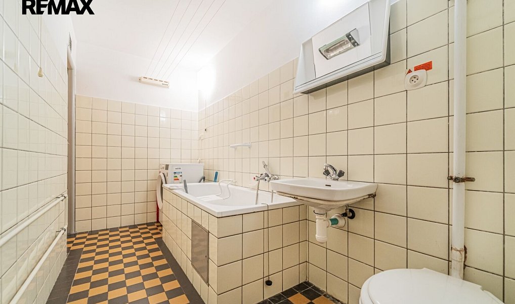 Prodej domu 145 m² s pozemkem 120 m², Praha – náhled fotky 22