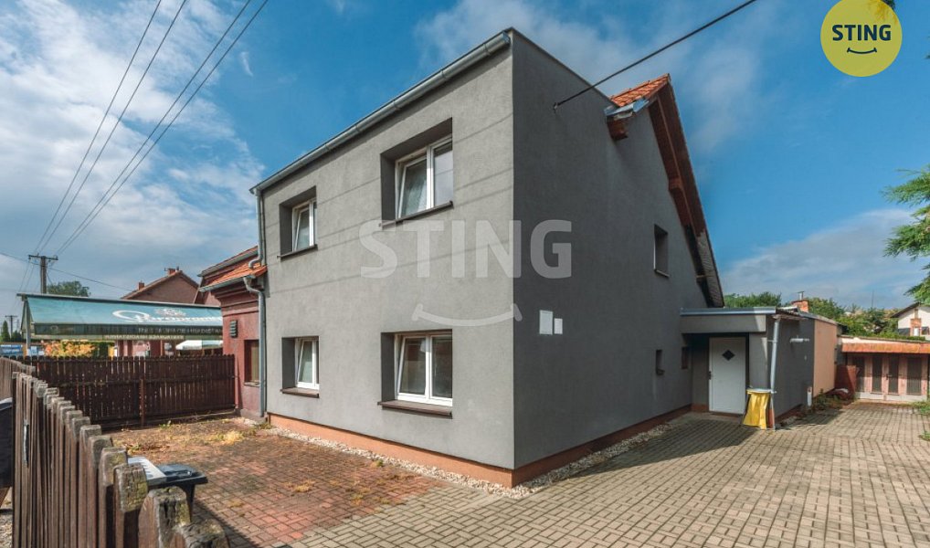 Prodej domu 200 m² s pozemkem 1 235 m², Staré Hradiště – náhled fotky 2