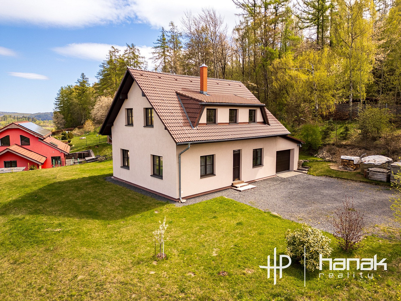 Prodej domu 170 m² s pozemkem 1 384 m²