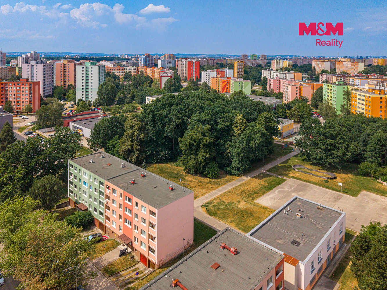 Prodej bytu 2+1 43 m² – pohled 3
