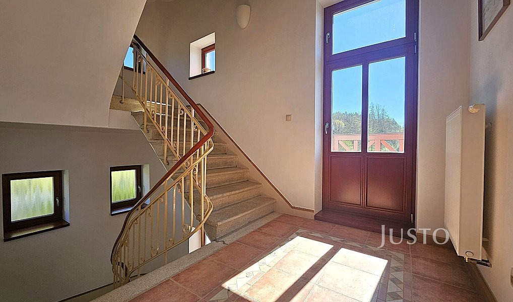 Prodej domu 257 m² s pozemkem 1 742 m², Heřmaň – náhled fotky 29