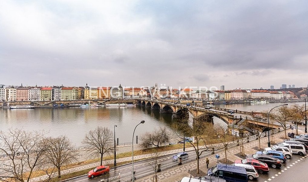 Pronájem bytu 3+kk 83 m², Praha – náhled fotky 2
