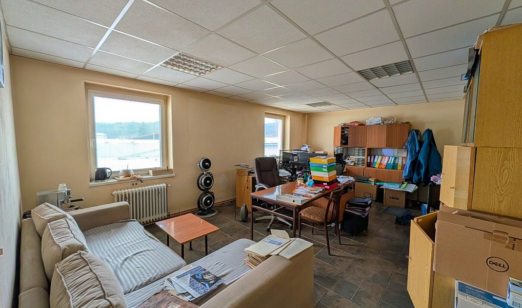 Prodej výrobních prostor 1 500 m², Rynoltice – náhled fotky 12