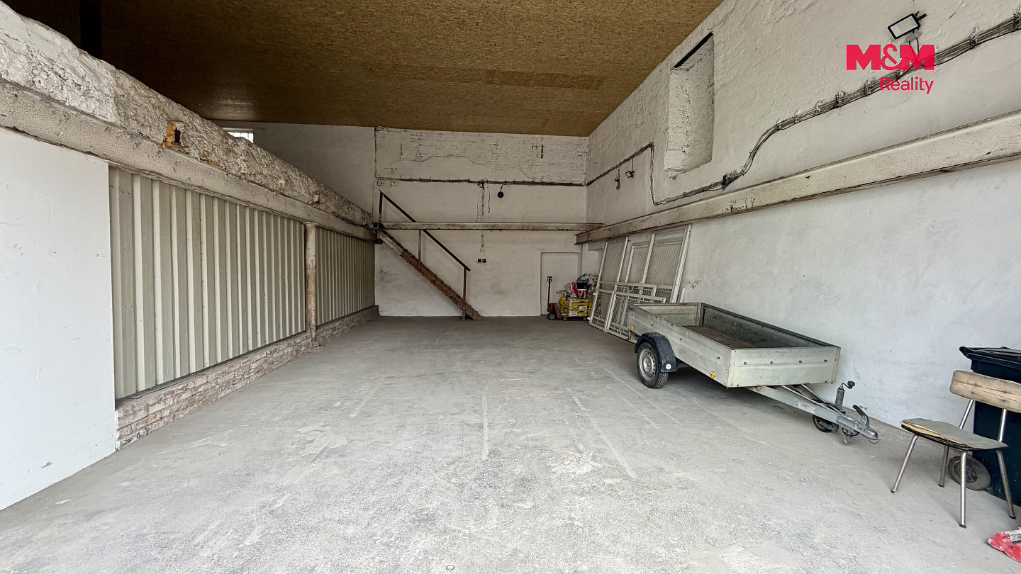 Pronájem skladovacích prostor 204 m² – fotografie 2