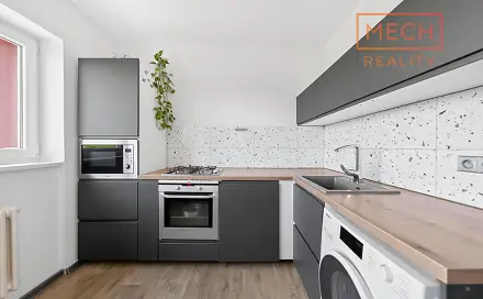 Pronájem bytu 2+1 56 m², Riegrova, Znojmo