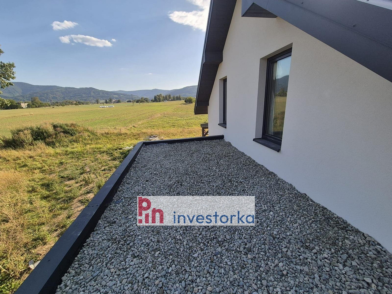 Prodej domu 166 m² s pozemkem 1 053 m² – fotografie 2