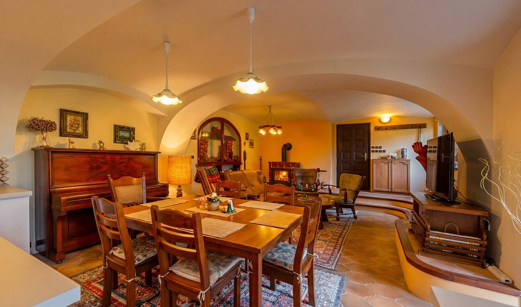 Prodej domu 200 m² s pozemkem 4 816 m², Neveklovice – náhled fotky 32