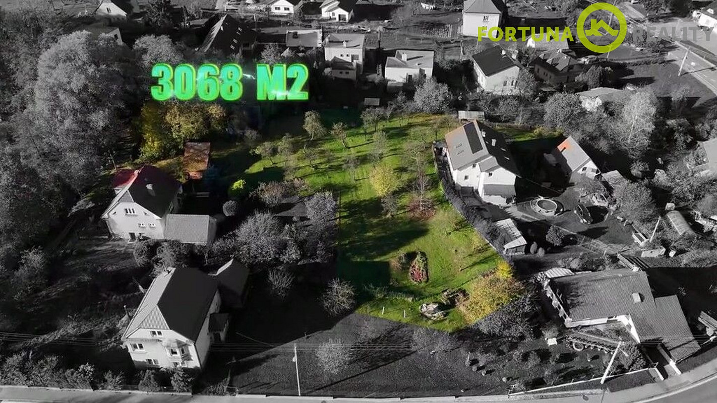 Prodej komerčního pozemku 3 068 m²