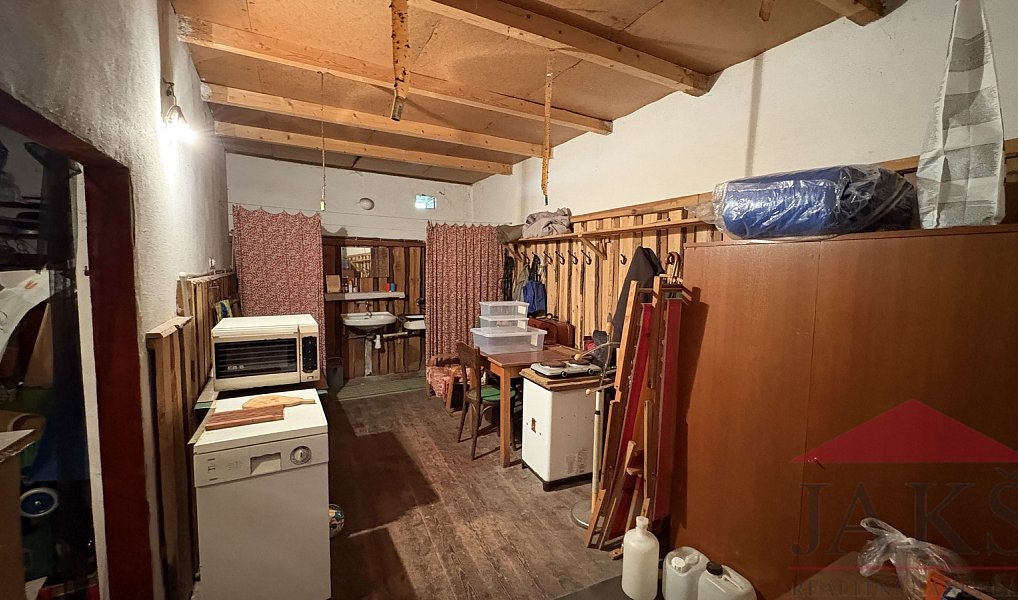 Prodej domu 200 m² s pozemkem 1 967 m², Strašín – náhled fotky 22