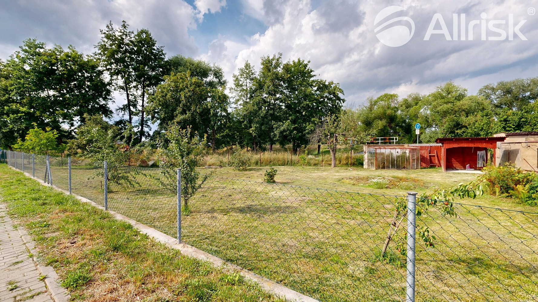Prodej stavebního pozemku 541 m²