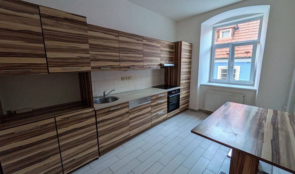 Pronájem bytu 3+1 85 m², Strakonice – náhled fotky 10