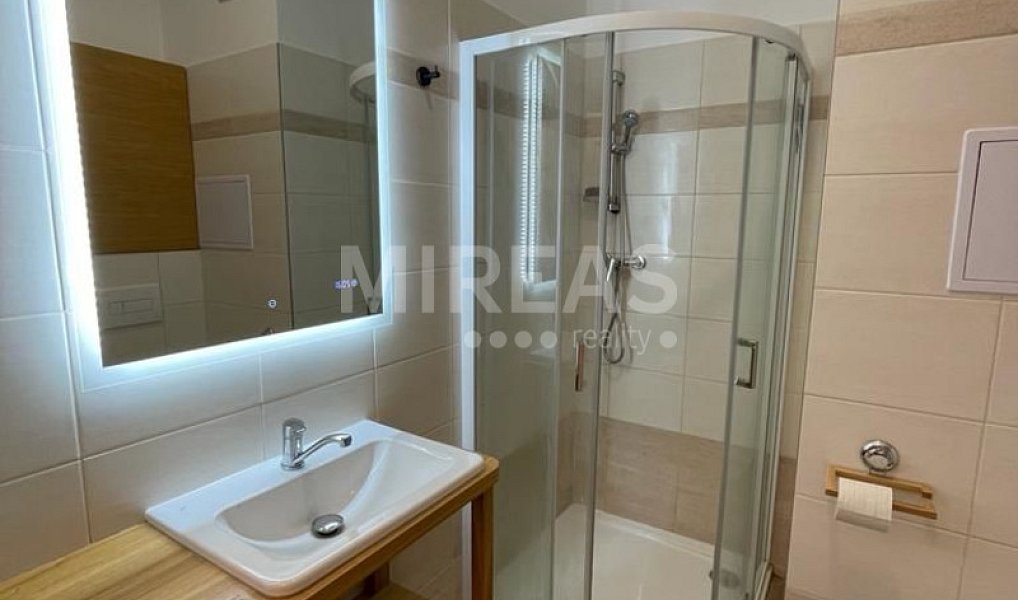 Pronájem bytu 2+kk 41 m², Milovice – náhled fotky 8