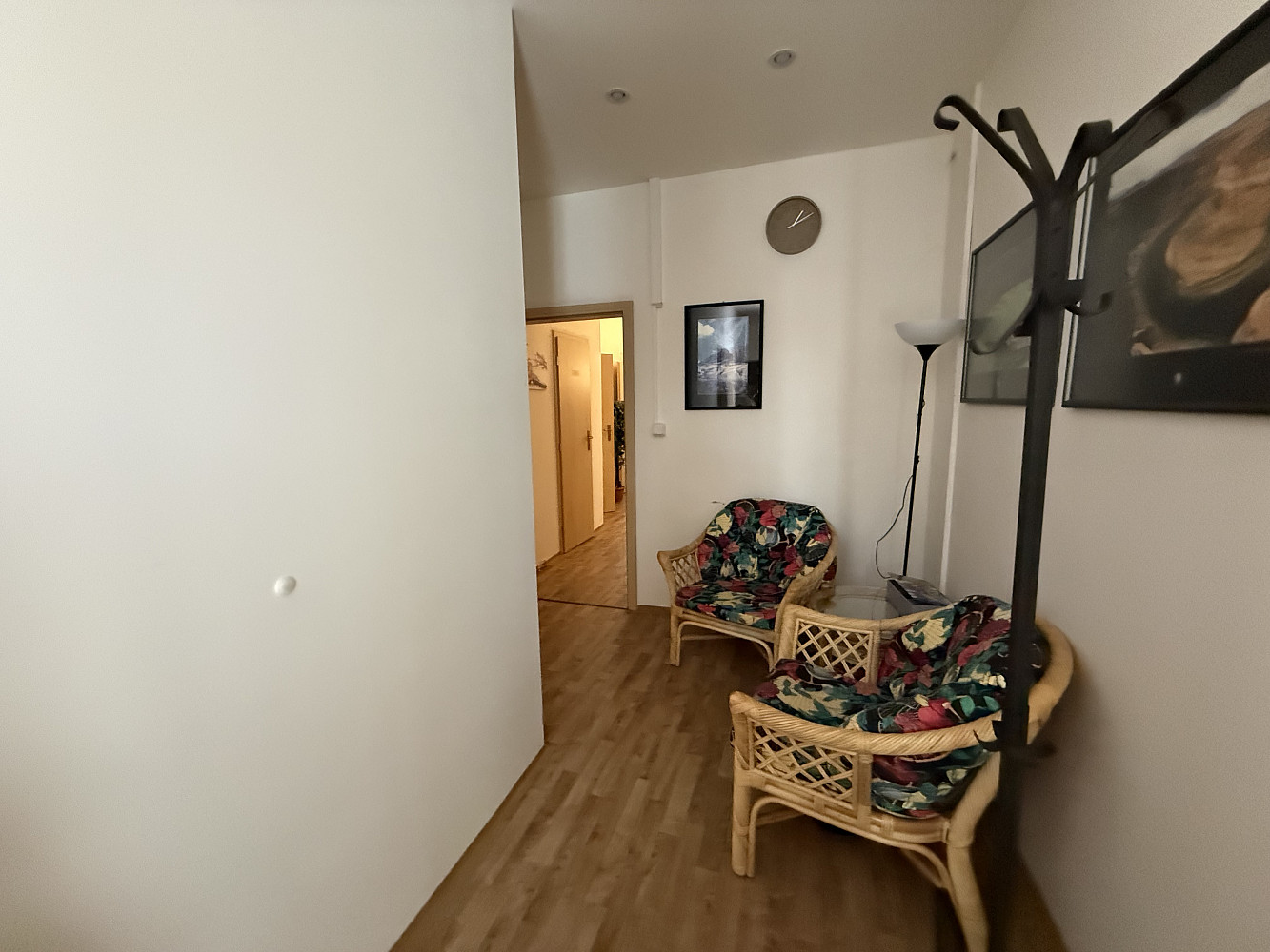 Pronájem obchodních prostor 30 m² – fotografie 4