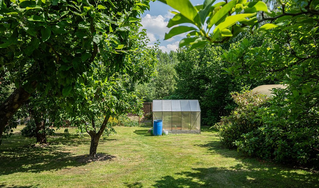Prodej domu 244 m² s pozemkem 948 m², Velká Hleďsebe – náhled fotky 16